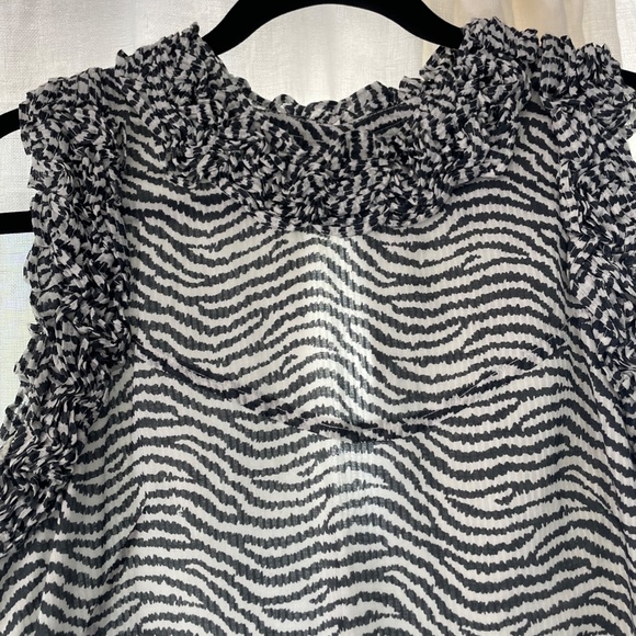 FRENCH CONNECTION Ruffle zebra tank top shirt Size US 6 - Picture 2 of 7